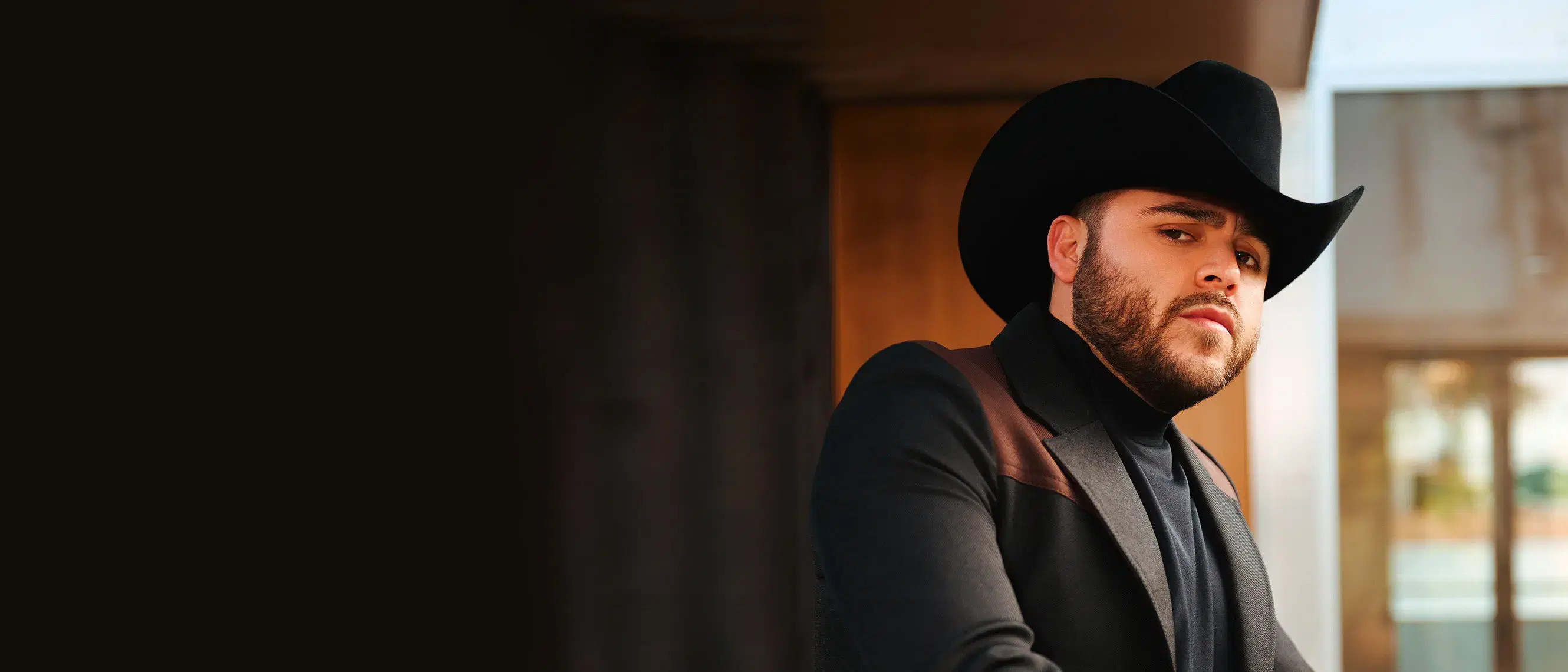 Gerardo Ortiz banner